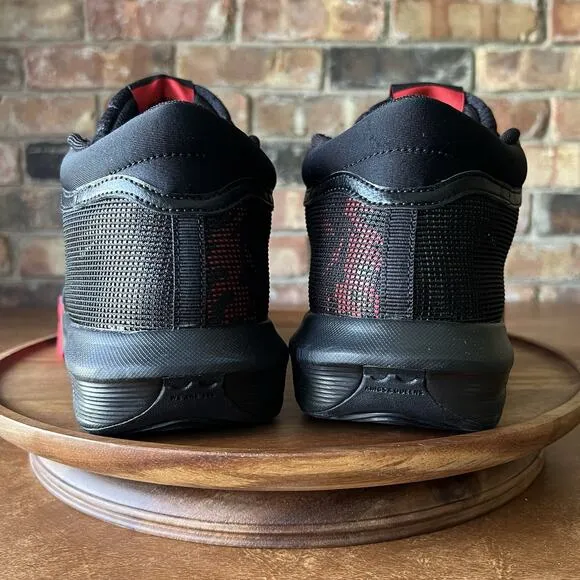 Nike LeBron Witness 8 Bred Men's Size 12 Basketball Shoes