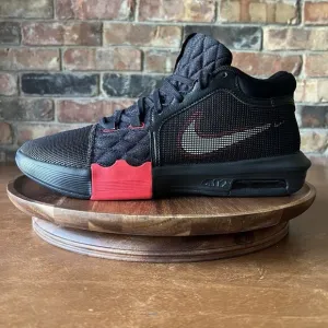 Nike LeBron Witness 8 Bred Men's Size 12 Basketball Shoes