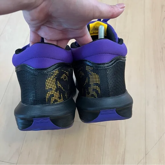 Nike LEBRON Witness VIII Herren Basketball size 10