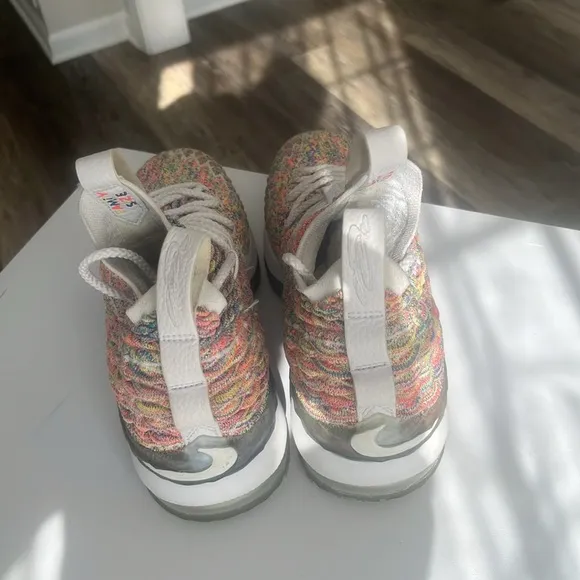 Nike Lebron XV 15 Fruity Pebbles Size 6.5 Y basketball shoes sneakers