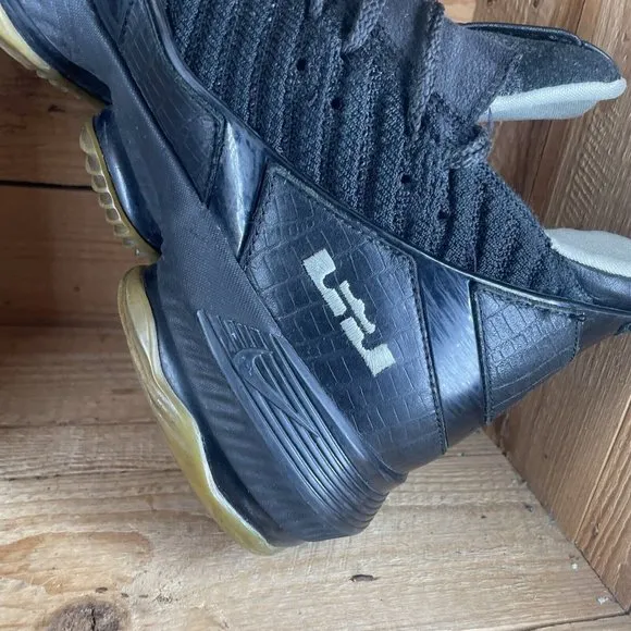 Nike LeBron XVI 16 Glow Black/Black-Glow CD2451-001 Men's Size 14