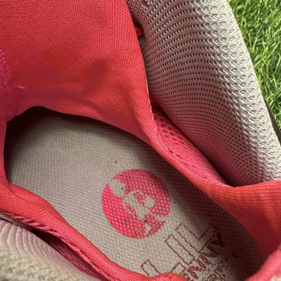 Nike Lil Penny Posite Hyper Pink Wolf Grey