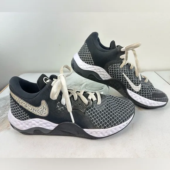 Nike Men's Renew Elevate 2 Basketball Shoes Athletic Sneakers, Black White, Sz 9