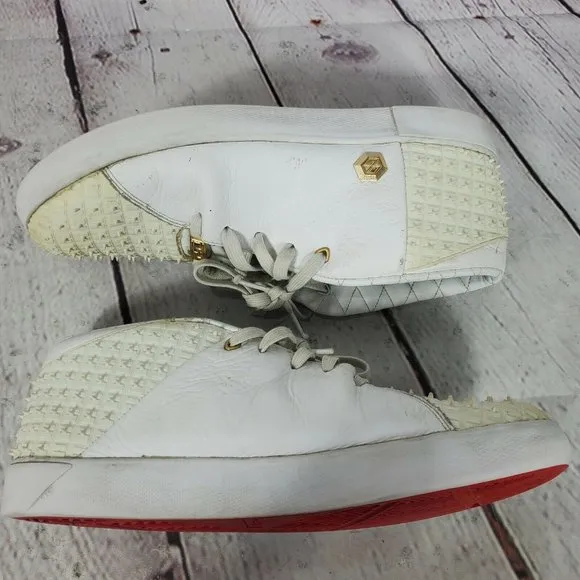 Nike Men's Size 10 White Cream Lebron XIII  Lifestyle Sneakers Shoes
