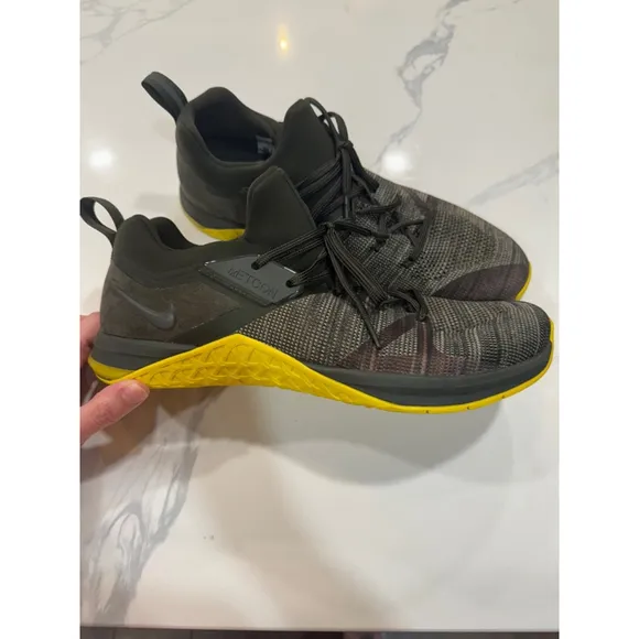 Nike Metcon Flyknit Men’s 3 Sequoia Bright Citron Size 14Nike /