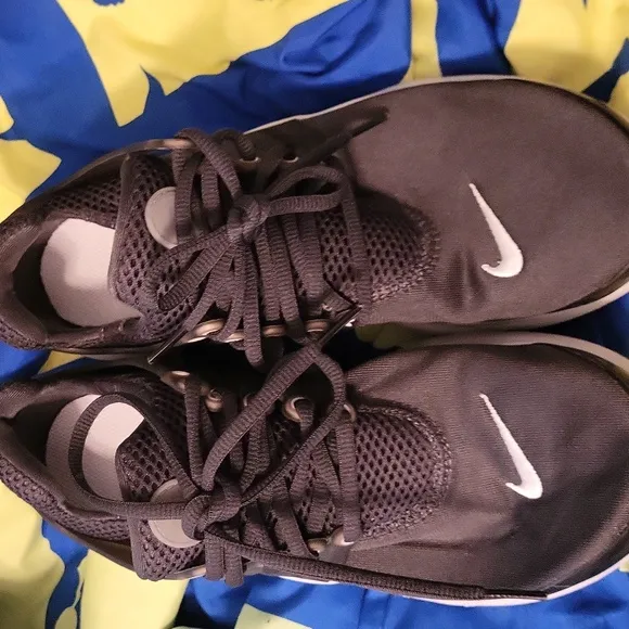 Nike Presto boys shoes