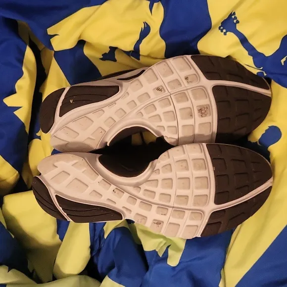 Nike Presto boys shoes