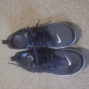 Nike Presto boys shoes