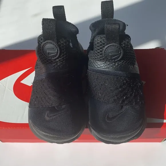 Nike Presto Extreme Kids 7c