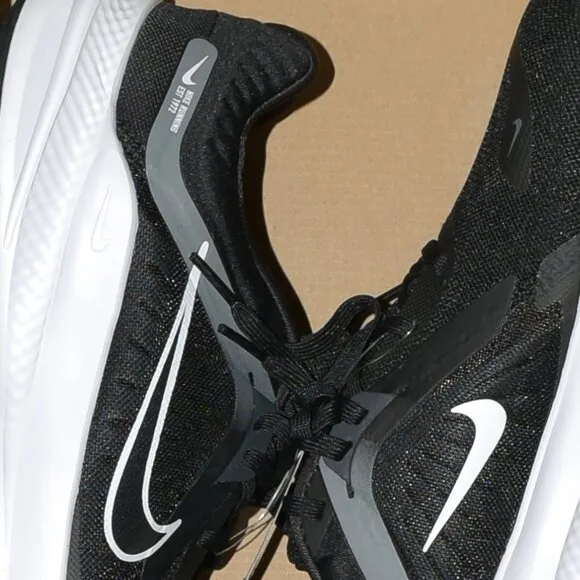 Nike Quest 5 Men's Road Running Shoes