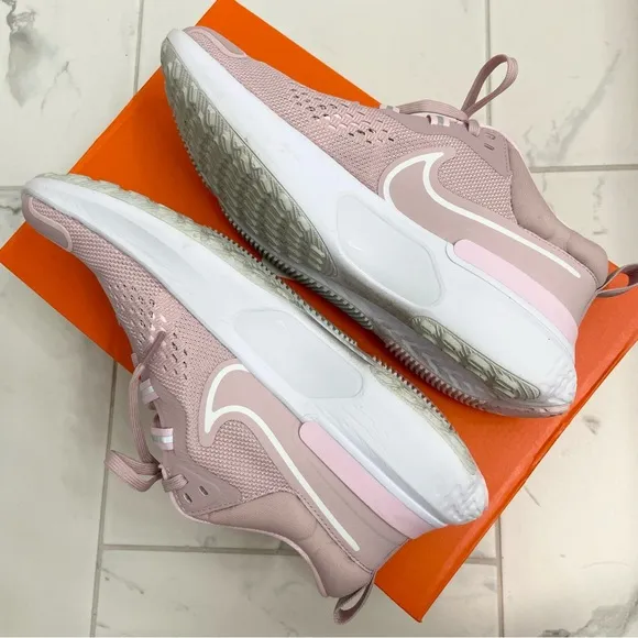 Nike React Miler 2 Running Shoes Women’s 8.5 Plum Chalk Pink Sneakers