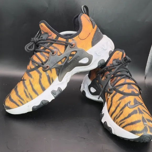 Nike React Presto Premium Tiger Print Mens Size 10.5 Shoes Sneakers CN7664-800