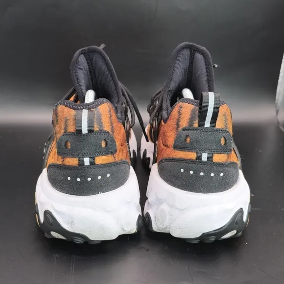 Nike React Presto Premium Tiger Print Mens Size 10.5 Shoes Sneakers CN7664-800