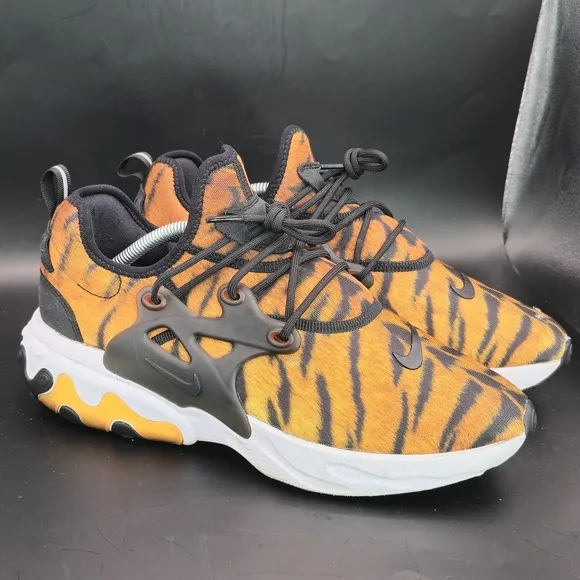 Nike React Presto Premium Tiger Print Mens Size 10.5 Shoes Sneakers CN7664-800