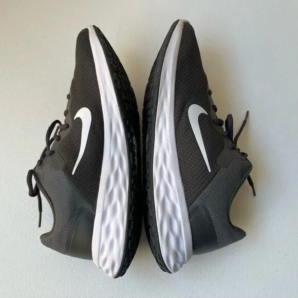 Nike Revolution 6 Running Shoes Comfort Cushioned Breathable Gray Men's Size 10