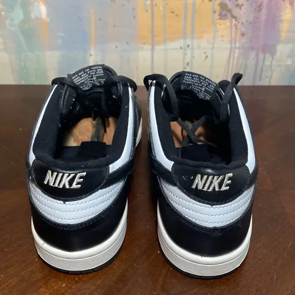 Nike SB Dunk Low Special  leather  Shoes Black White  Mens size 11