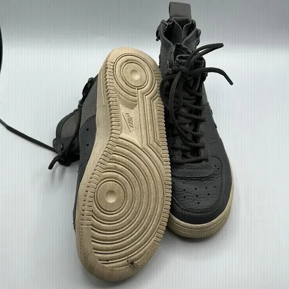 Nike SF Air Force 1 Mid GS Sneakers