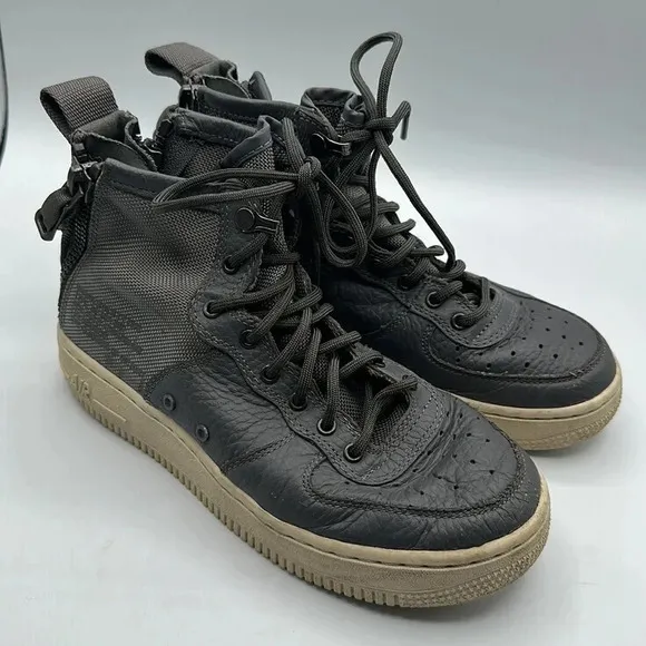 Nike SF Air Force 1 Mid GS Sneakers