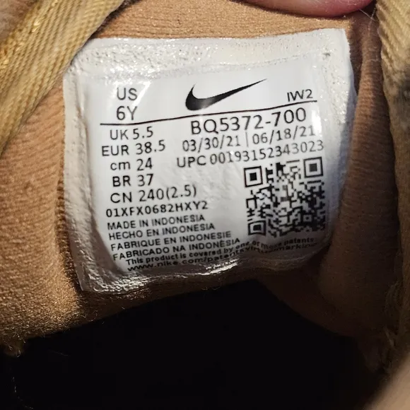Nike Shoes, Nike Boots, Manoa, Wheat/Tan and Black, Big Kid's Size 6, EUC
