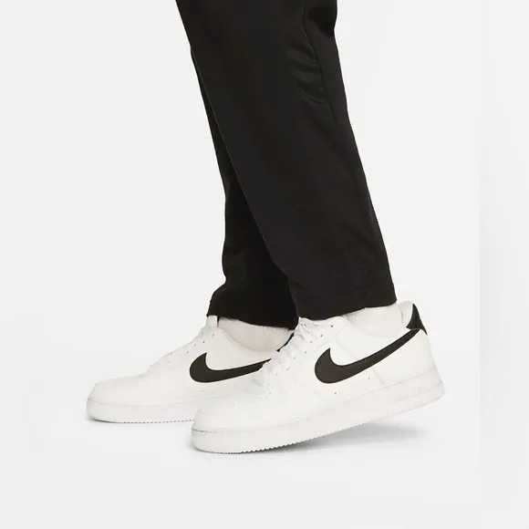 Nike SportswearMen's Lightweight Open Hem Pants