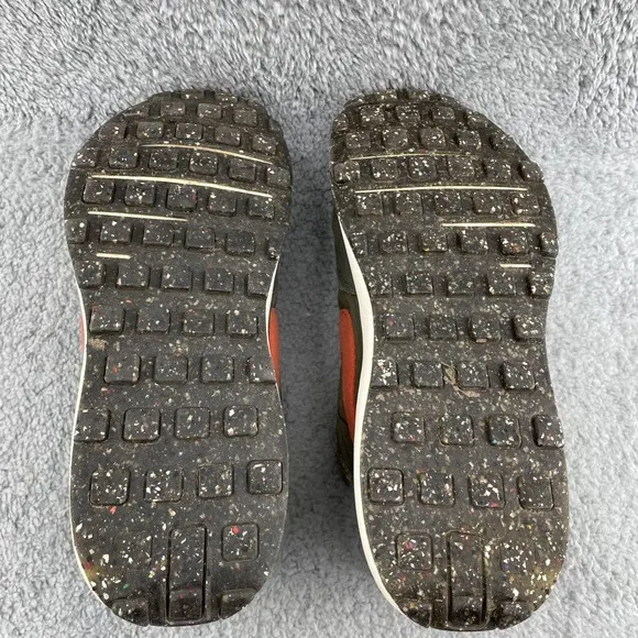 Nike Waffle One Shoes 10.5 Toasty Olive Modern Streetwear Running Minimimalist