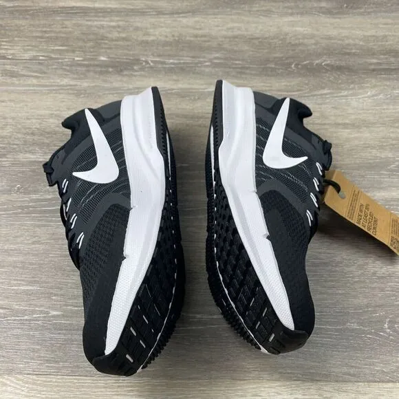 Nike Women's Run Swift 3 Running Shoes DR2698-002 Black White Size 10.5 NWOB