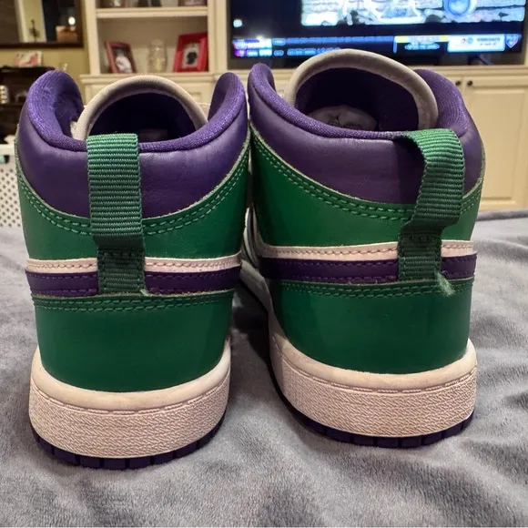 Nike Youth Air Jordan White Purple Green Mid Incredible Huk Sneakers Shoes 2Y