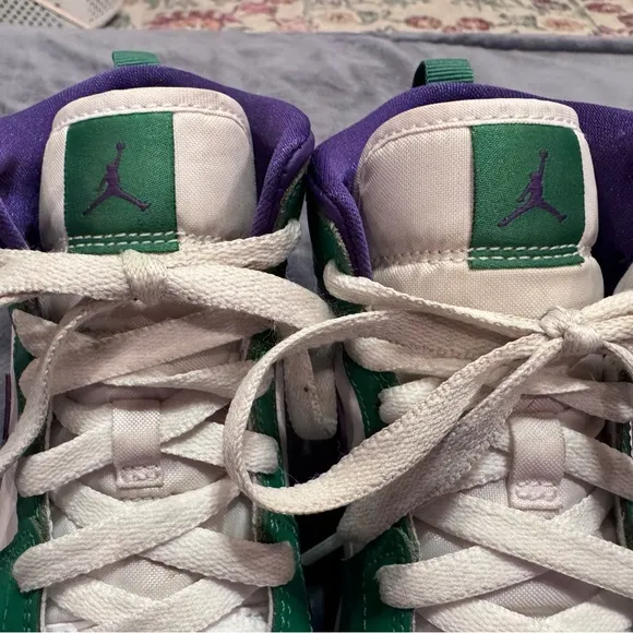 Nike Youth Air Jordan White Purple Green Mid Incredible Huk Sneakers Shoes 2Y