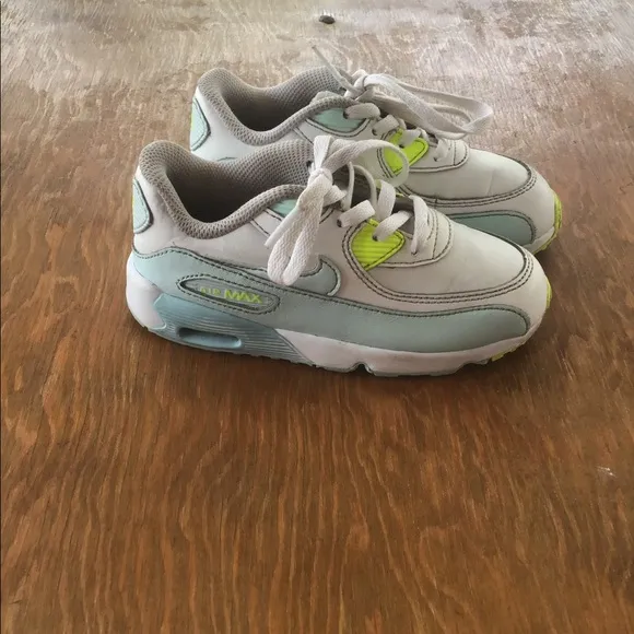 Nike Youth Air Max 90 LTR Running Shoes