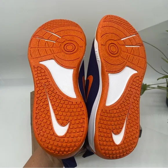 Nike Youth Omni Multi-Court (GS) Sneakers Midnight Navy/Safety Orange Size 7