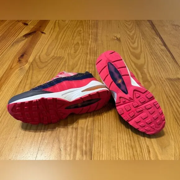 Nike Air Max 95 (GS) Hot Pink Dark Purple Running Shoes Women’s SZ 8.5 Youth 7Y