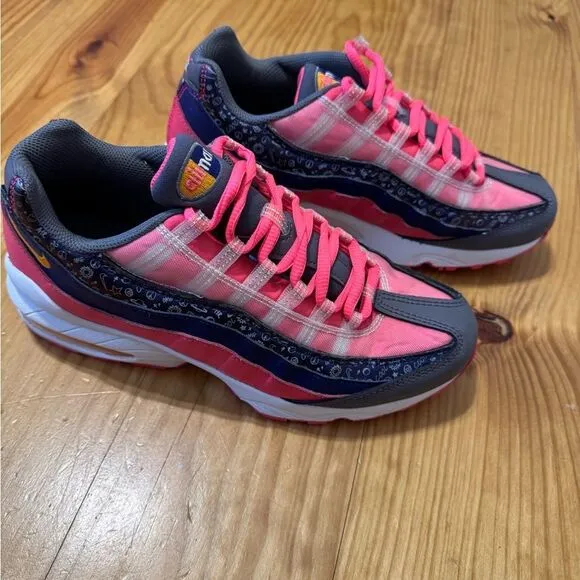 Nike Air Max 95 (GS) Hot Pink Dark Purple Running Shoes Women’s SZ 8.5 Youth 7Y