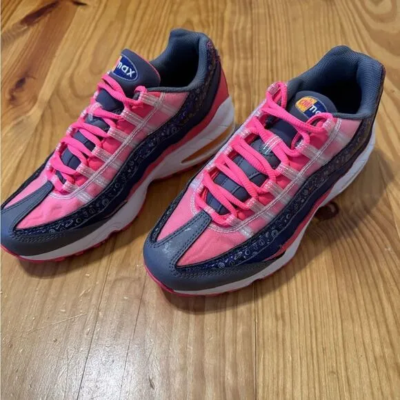 Nike Air Max 95 (GS) Hot Pink Dark Purple Running Shoes Women’s SZ 8.5 Youth 7Y