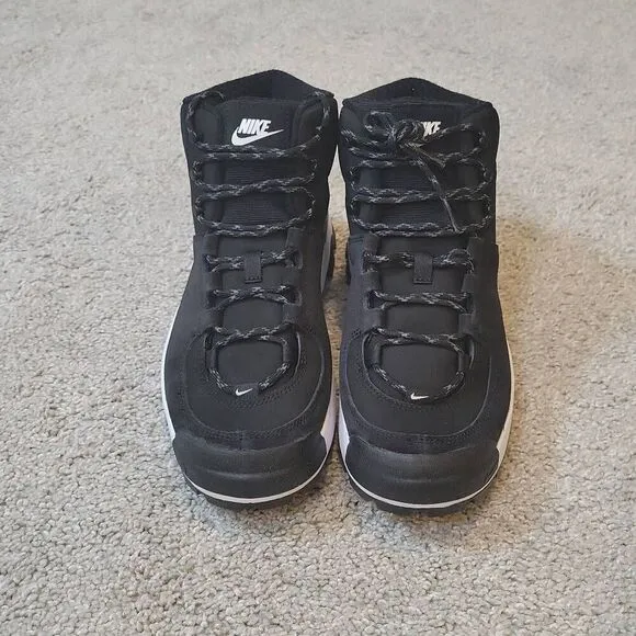 Nike Women's City Classic Boot Shoes Sneakers Size 9.5