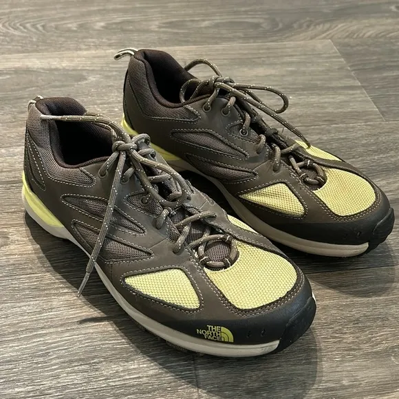 North Face Women’s 9 Cradle Hiking Trail Shoes Brown Yellow Outdoor Breathable