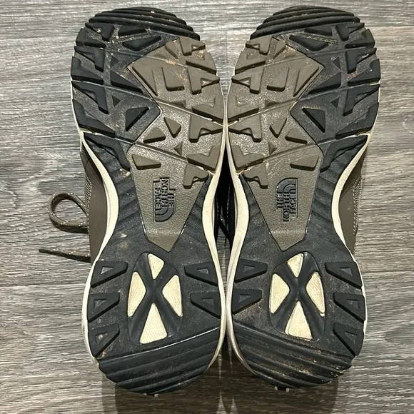 North Face Women’s 9 Cradle Hiking Trail Shoes Brown Yellow Outdoor Breathable
