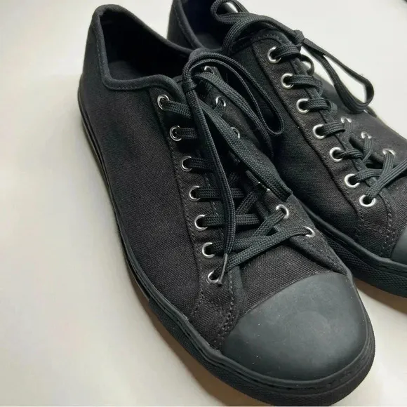 Nothing New Sneakers Classic Low Top Shoe Black Canvas Womens 9