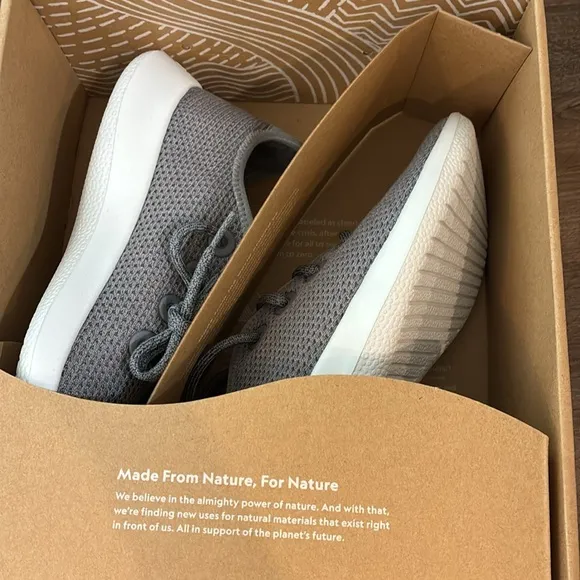 NWB Allbirds Tree Runner Mist White Women’s Sz 9
