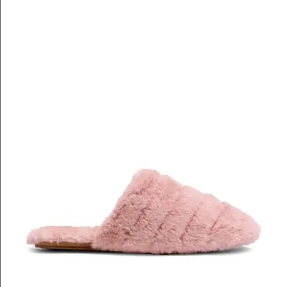 NWB Quilted Scuff Slippers in Recycled Faux Fur