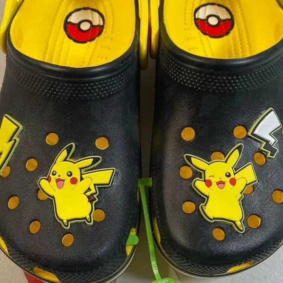 NWOB CROCS Youth Unisex Pokemon Pikachu Yellow Black Classic Clogs - Size J5