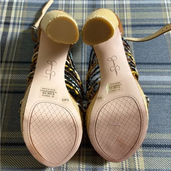 NWOB Jessica Simpson Ignatia platform multi colored heel, size 8.5
