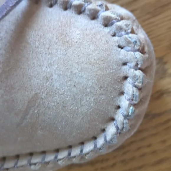 NWOB- UGG Dakota Slippers