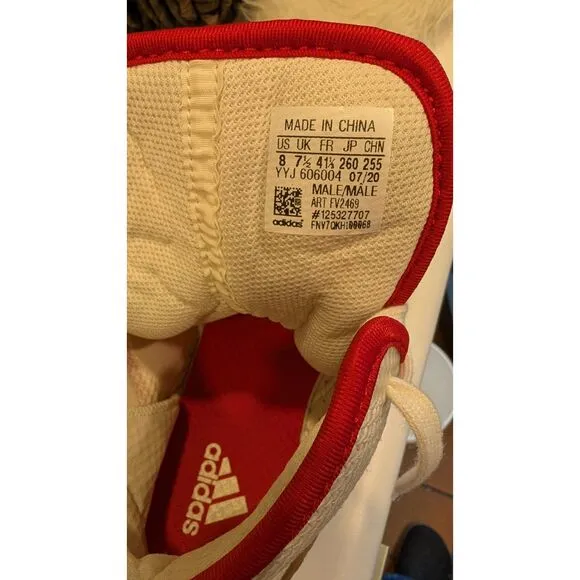 NWOT Adidas Tech Fall 2.0 Wrestling, men's size 8