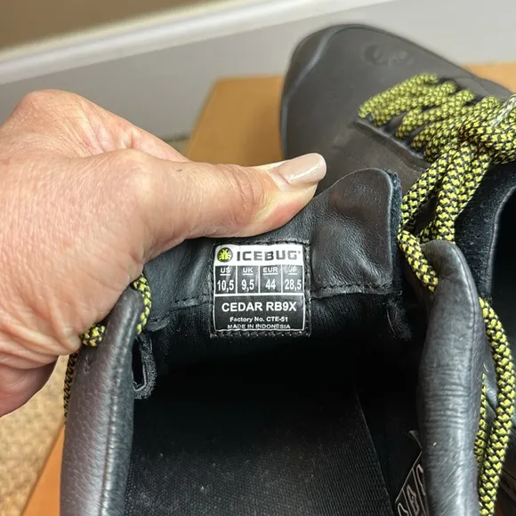 NWOT - Icebug Cedar RB9X Shoes - Men's 10.5