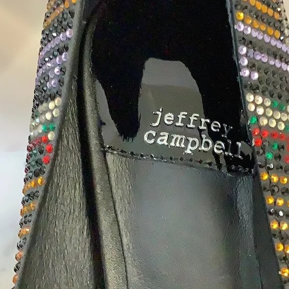 NWOT Jeffrey Campbell Crystal Pointed Toes Gold C Heel Shoes Size 6.5 US