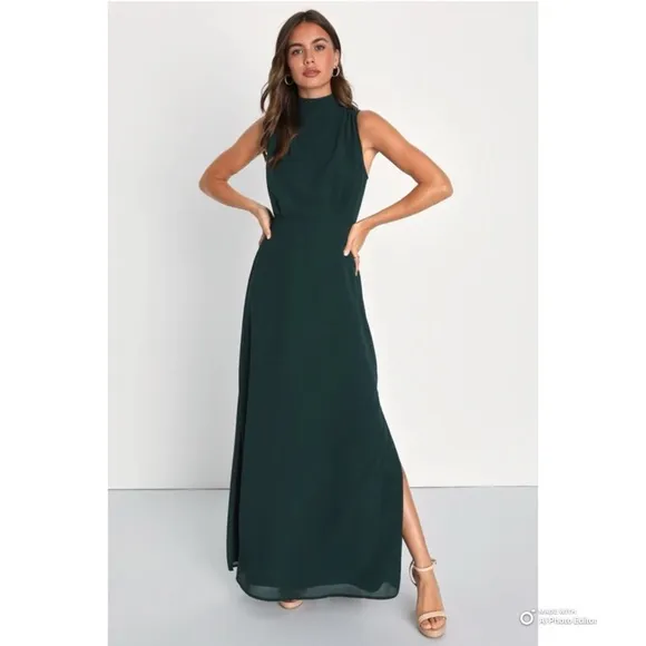 NWOT Lulus Size Large Emerald Classic Elegance Sleeveless Mock Neck Maxi Dress