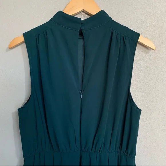 NWOT Lulus Size Large Emerald Classic Elegance Sleeveless Mock Neck Maxi Dress