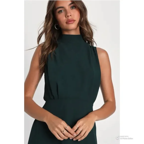 NWOT Lulus Size Large Emerald Classic Elegance Sleeveless Mock Neck Maxi Dress