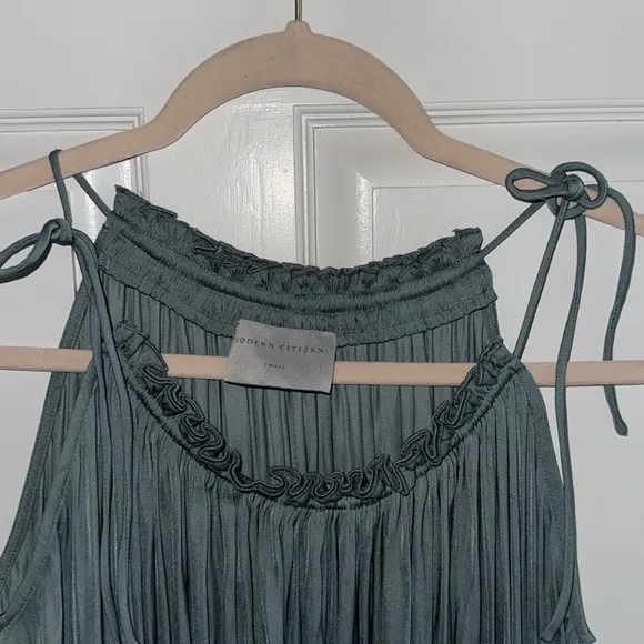 NWOT Modern Citizen Midi Dress
