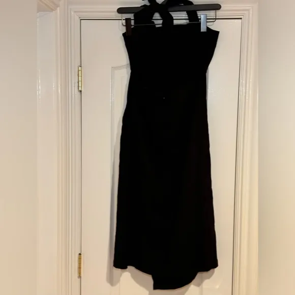 NWOT Modern Citizen Mira Square Neck Halter Midi Dress. In Black Size Medium